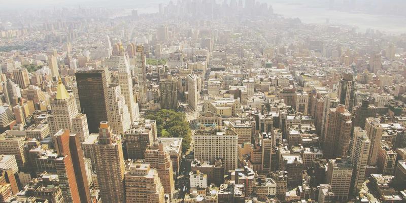 创意设计30：艺术创作与插画如何重塑当代视觉叙事