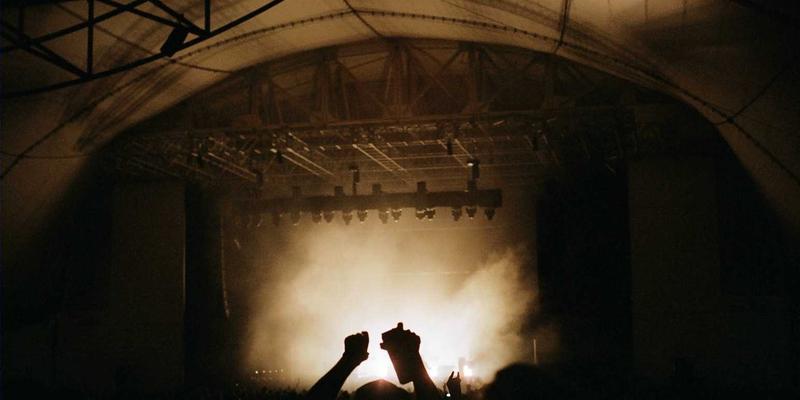 创意设计91：手工艺与绿色主题在平面设计中的融合与新生