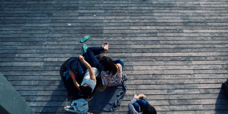 创意设计最佳实践：融合视觉艺术与艺术创作，打造卓越平面设计