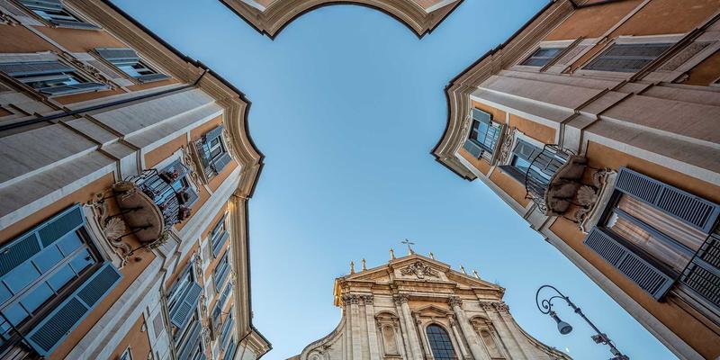 绿色主题设计与插画:创意设计中的生态美学与情感共鸣